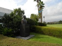 「銅像の写真」