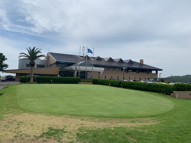 葉山国際カンツリー倶楽部