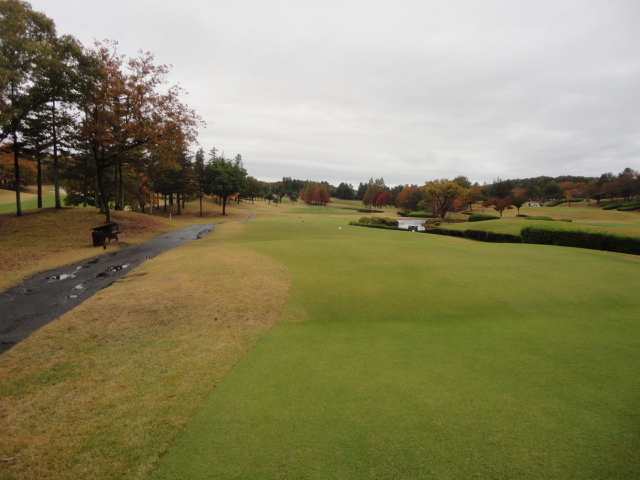 鳩山カントリークラブ