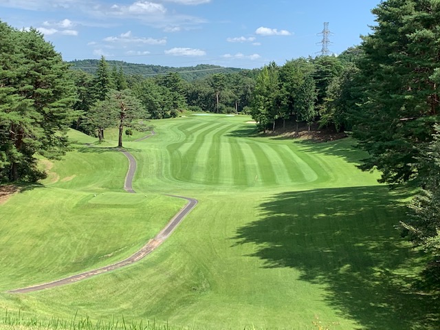 青梅ゴルフ倶楽部