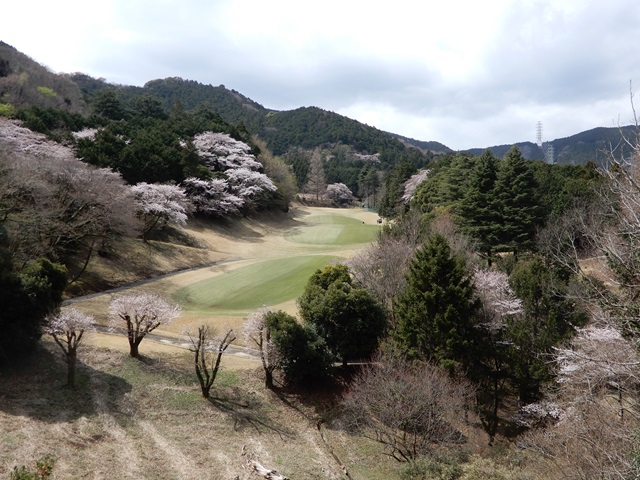 伊勢原カントリークラブ