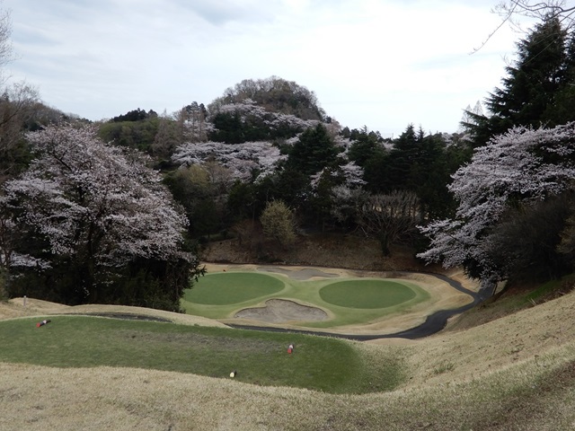 伊勢原カントリークラブ