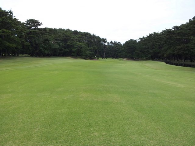 １６番